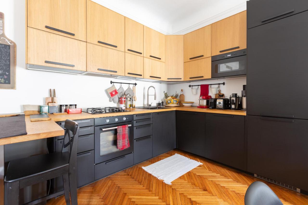 Moscova Cosy Apartment Милан Экстерьер фото